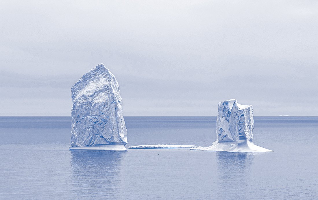 SCHÖN KALT
In der grönländischen Diskobucht schmelzen Eisberge dahin. Sie stammen vom riesigen Jakobshavn-Isbræ-Gletscher, der immer schneller ins Meer fließt
